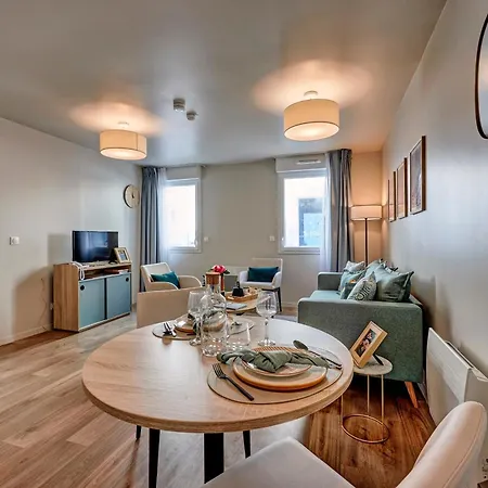 Zenitude Hotel-residences Aparthotel *