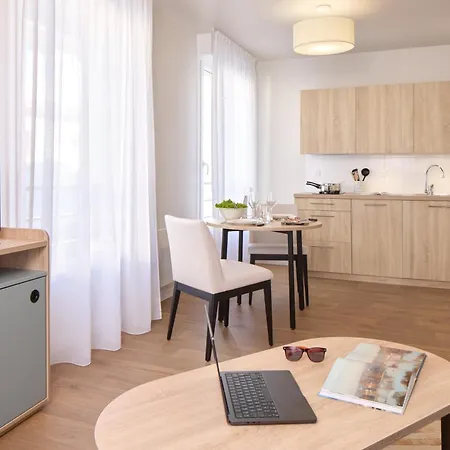 Zenitude Hotel-residences