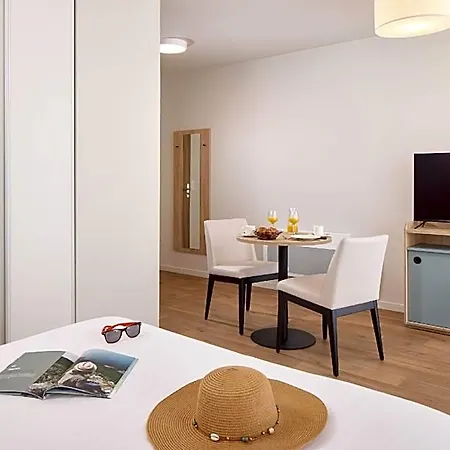 Quality Aparthotel 3*