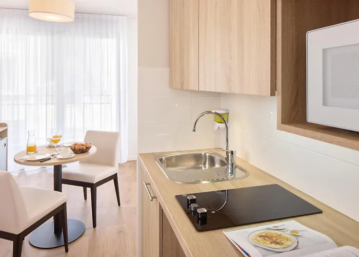 Apartahotel Quality 3*